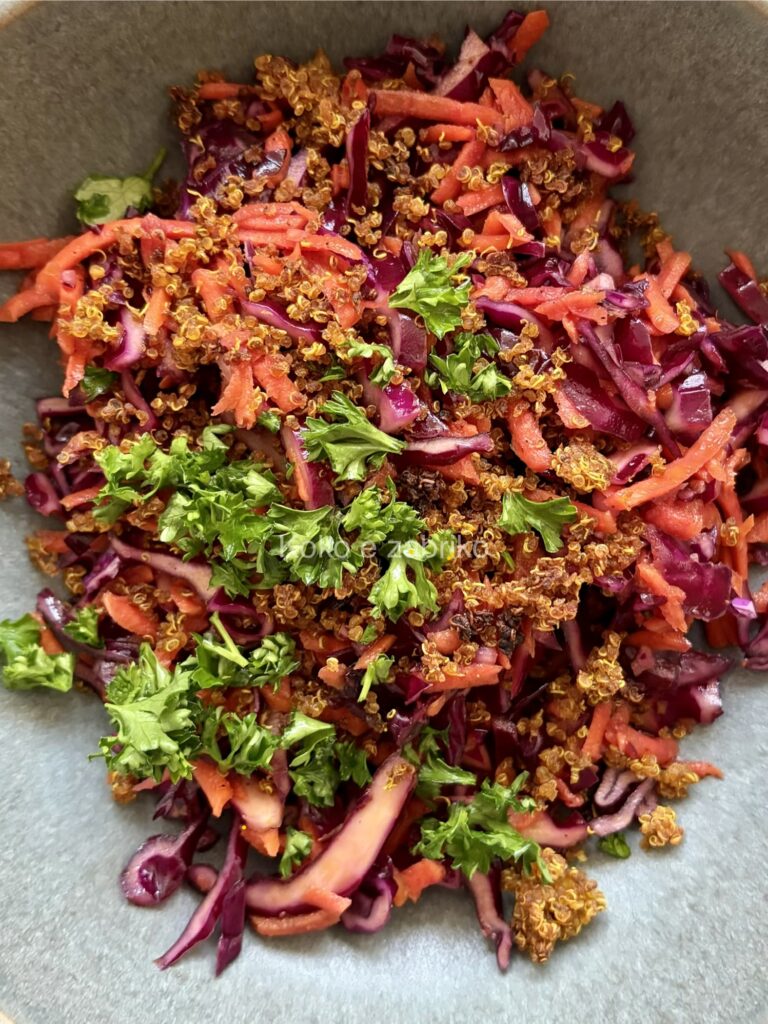 SALADE DE CHOU ROUGE, CAROTTE & QUINOA CROUSTILLANT img 3972